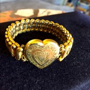 Vintage Gold tone Engraved Heart Bracelet
